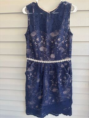 City Triangles- Navy Lace A-Line Dress Size 10 Sleeveless Pockets Cocktail